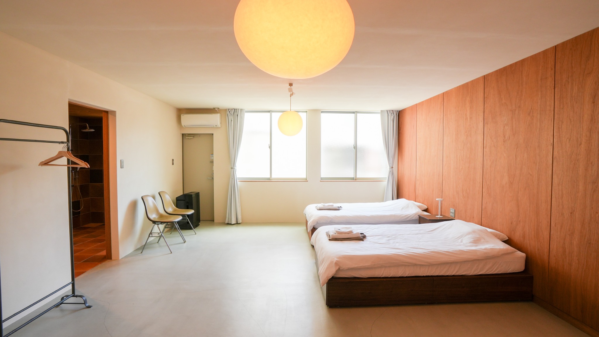 BAR & INN USHIICHI guest room